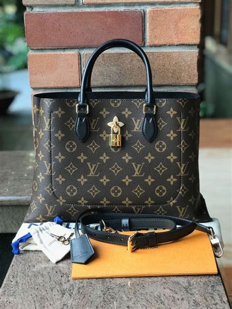 louis Vuitton Bag harga